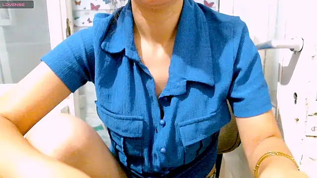 blackpearl77777 online show from September 17, 7:12 pm