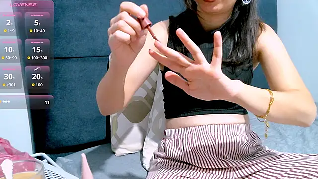 blackpearl77777 online show from September 25, 9:01 pm