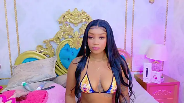 SalomeRestrepo online show from October 24, 4:30 am