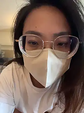 yourbootygirl online show from November 1, 1:43 am