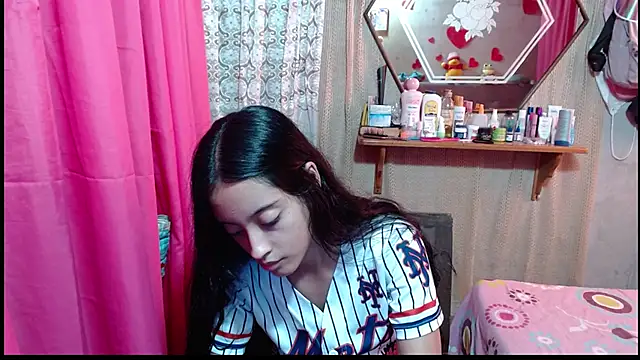 Lunawillis online show from March 14, 8:54 pm