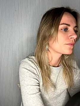 Milla  one online show from November 9, 2:13 pm