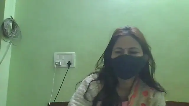 couplesuni online show from February 5, 3:42 am