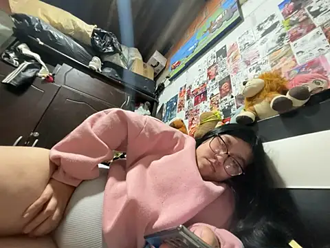 violeta 818 online show from April 1, 4:13 am