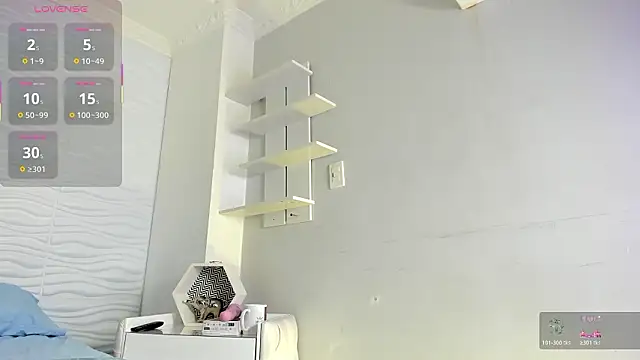 LiaFlowers online show from January 17, 1:51 pm