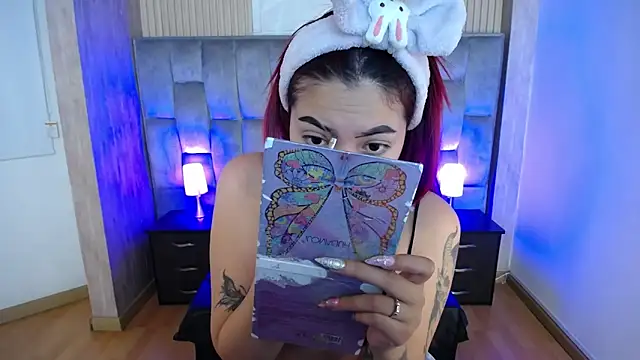 Snapshot of Mia_Rinn chatting on September 17, 2:48 pm Mia Rinn online show from September 17, 2:48 pm