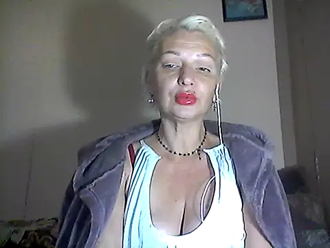 MaryJane441 online show from October 3, 7:30 pm