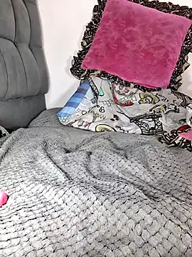 VickyPonce online show from April 22, 2:52 am