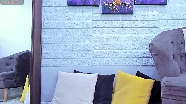  EmilyJireh  online show from March 14, 7:26 pm