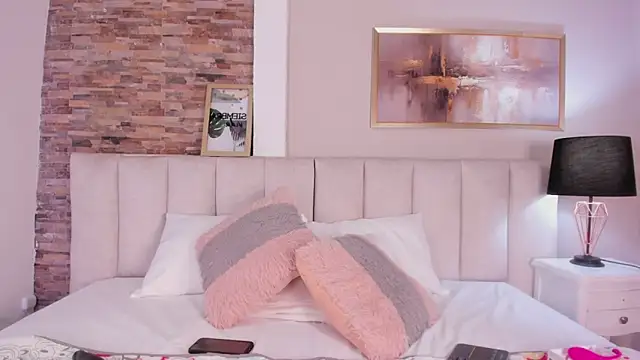 lyzzi smith01 online show from November 20, 9:27 pm