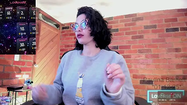 paulinabarnett- online show from December 2, 4:47 am