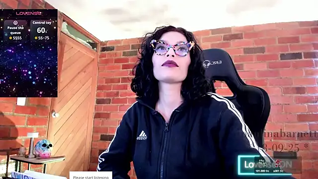 Snapshot of paulinabarnett- chatting on September 18, 3:54 pm paulinabarnett- online show from September 18, 3:54 pm