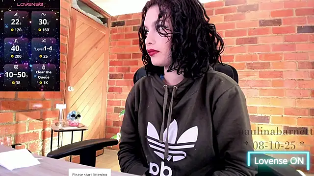 Snapshot of paulinabarnett- chatting on October 8, 9:57 am paulinabarnett- online show from October 8, 9:57 am