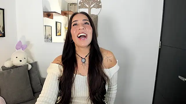 electra hunt online show from April 21, 12:58 am