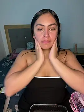  Danaa online show from March 3, 7:53 pm