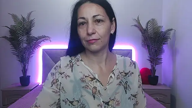 LiluGrants online show from November 4, 7:08 pm