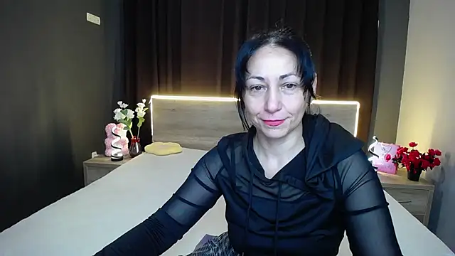 LiluGrants online show from December 1, 7:38 pm