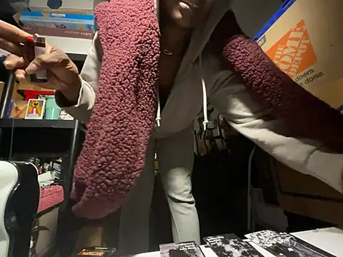 wynterheat online show from February 19, 10:48 am