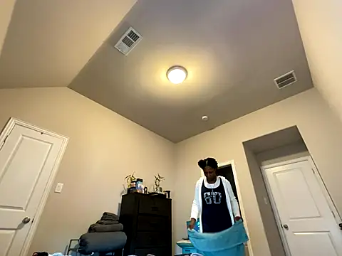 wynterheat online show from November 5, 7:08 pm