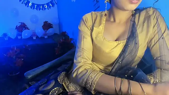 aarjulove online show from September 29, 5:51 pm