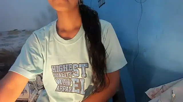 aarjulove online show from March 15, 2:08 pm