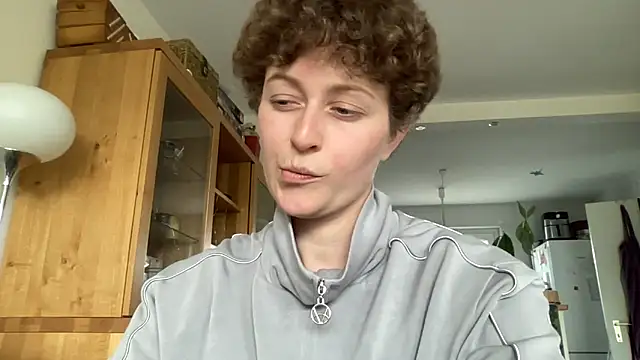 Belindafly online show from May 13, 12:22 pm