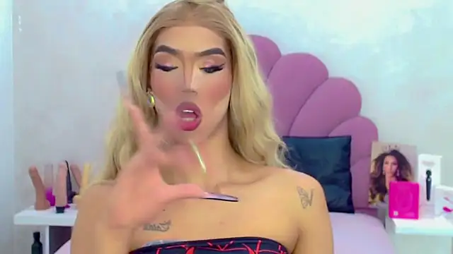 briana sex32 online show from March 18, 6:40 am