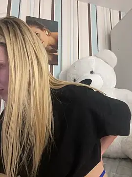 Liya my online show from December 21, 9:08 pm