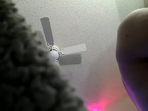 Drewpackn8 online show from March 16, 8:40 am