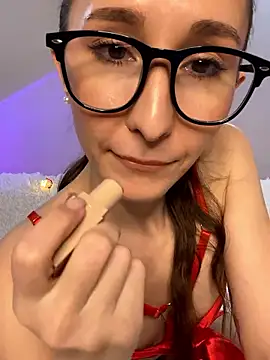 cutte dora online show from January 8, 1:37 pm