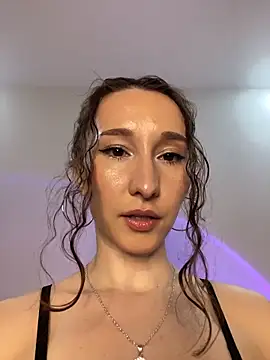 cutte dora online show from April 12, 3:59 pm