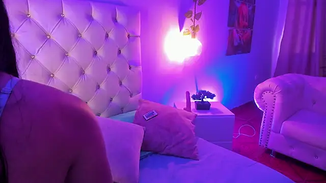 ZoeHarris online show from September 12, 12:45 pm