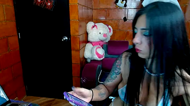 Raven  purple online show from November 8, 11:54 pm