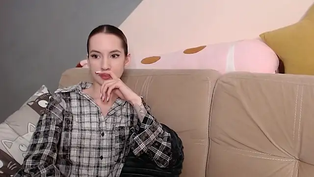 AmbrielHailey online show from February 24, 12:32 am