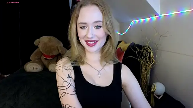 SashaBrooks online show from September 10, 6:19 pm