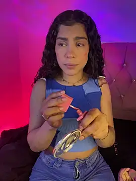 NINA 18 YEARS online show from September 11, 12:33 am