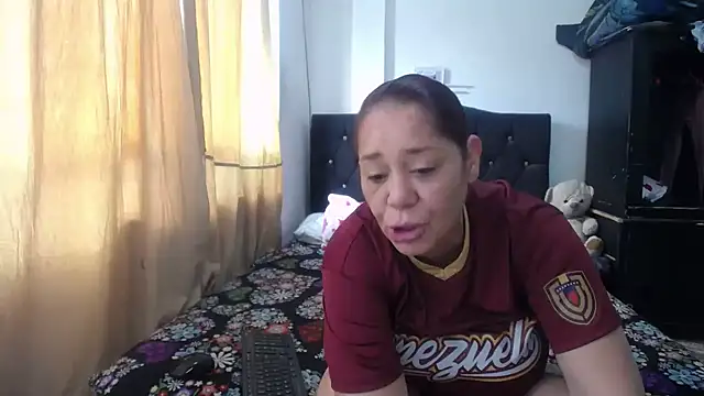 merryymaturee  online show from September 18, 12:15 pm