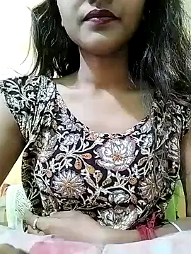 MISSQUEEN48 online show from January 18, 5:59 am