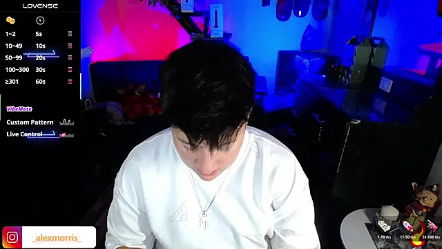  AlexMorris online show from December 14, 8:20 am