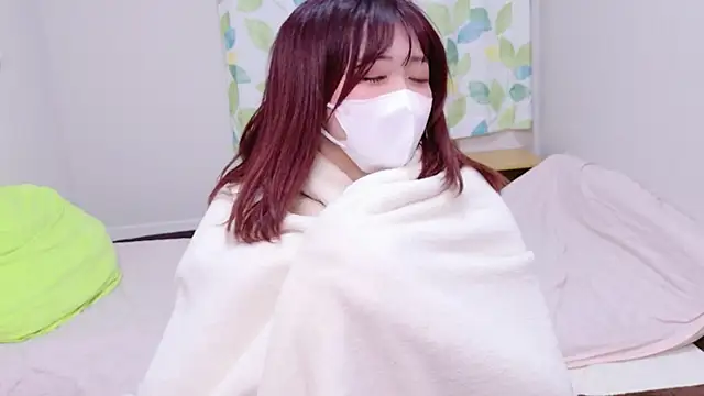 Miss-KrenJr online show from December 5, 2:51 pm