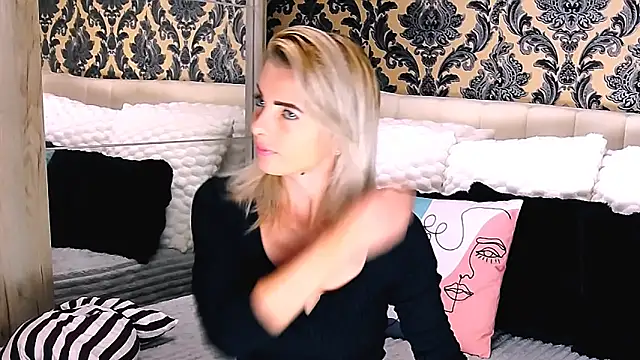 Aly girl1 online show from September 30, 8:31 am