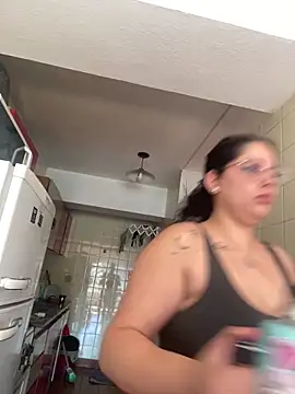 babyluna939 online show from February 7, 7:07 pm