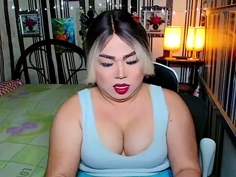 TsyummyCock4u online show from March 8, 6:28 am