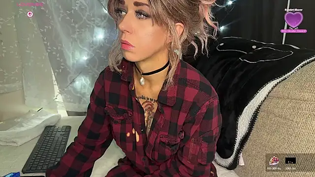 VeronicaRonnieTaylor online show from October 31, 2:54 pm