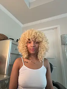 butterflybootyy online show from December 21, 3:49 pm