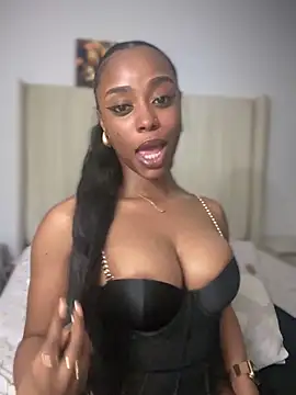 Snapshot of BhadBhad_Kitty chatting on October 27, 5:36 am BhadBhad Kitty online show from October 27, 5:36 am