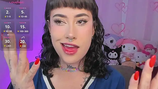 melody suarez online show from November 4, 10:59 pm