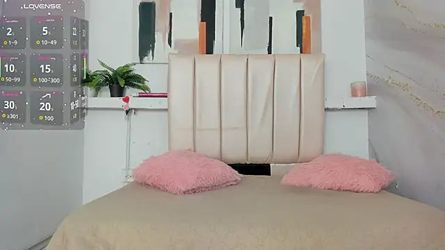 miranda villa online show from December 1, 12:19 pm