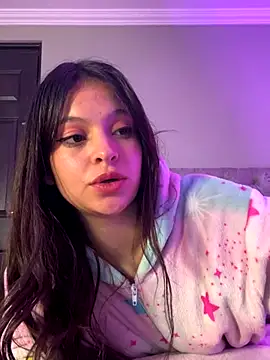 LucyEvans  online show from October 30, 7:55 am