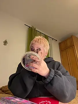 sammymoon online show from March 13, 7:04 pm